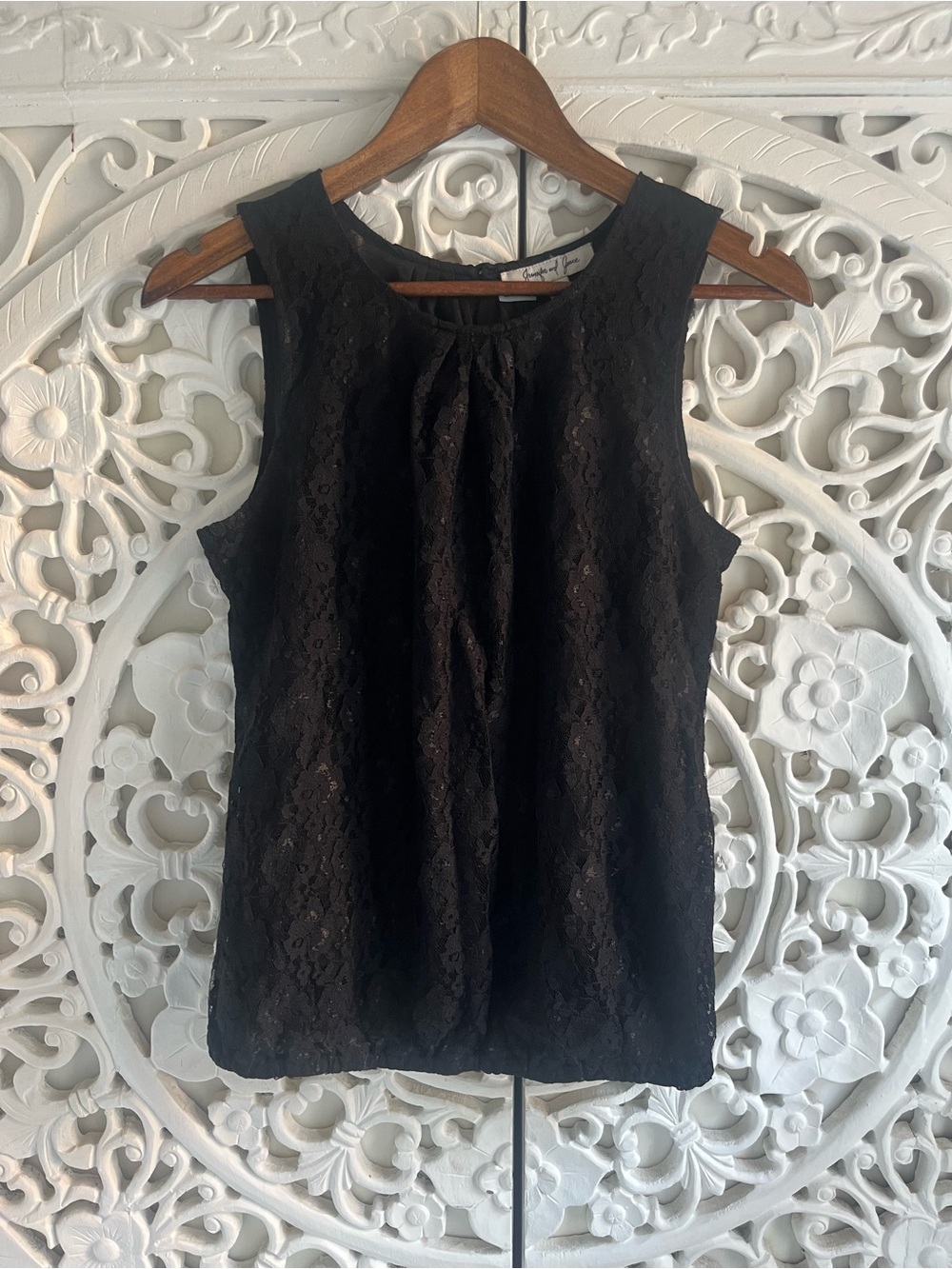 Jennifer & Grace Black Lace Sleeveless Blouse L Keyhole Back Dressy Top